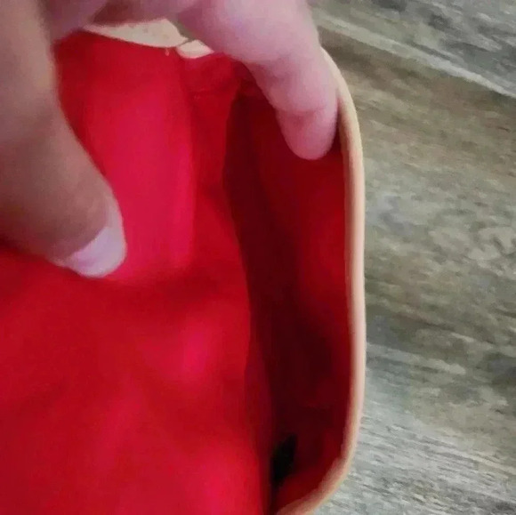 Dooney & Bourke patent leather mini wristlet Orange NWOT - Picture 3 of 5